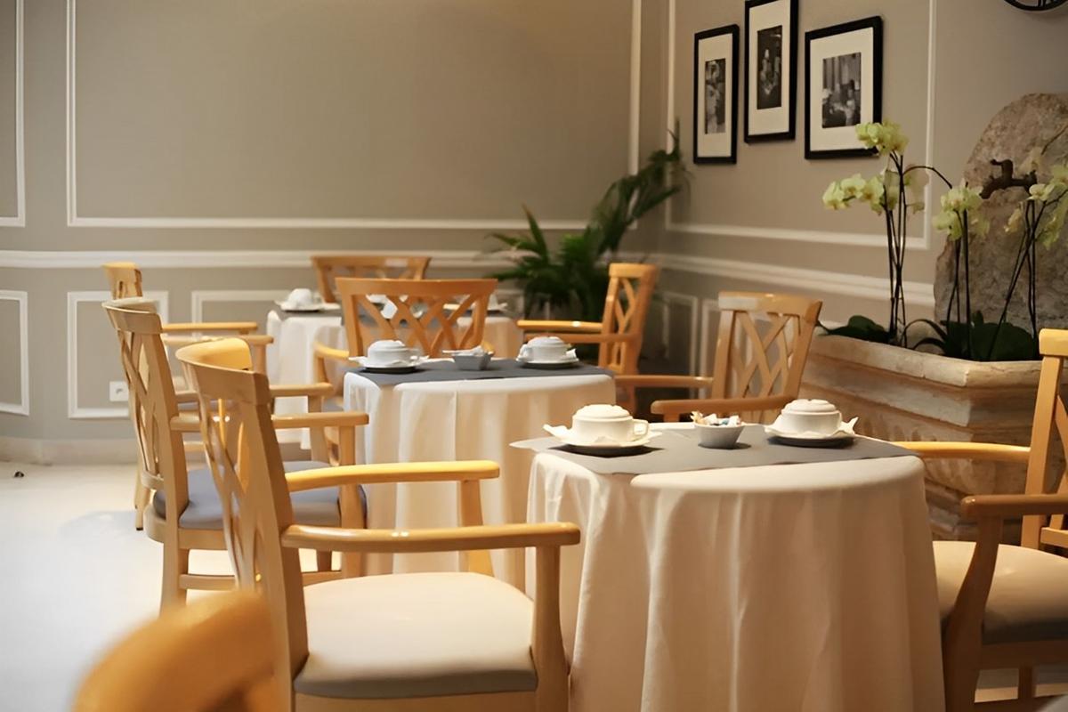 Hotel Central Saint Germain Paris Bagian luar foto