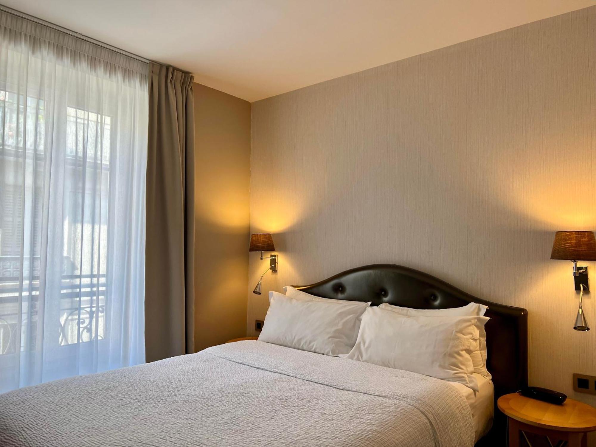 Hotel Central Saint Germain Paris Bagian luar foto