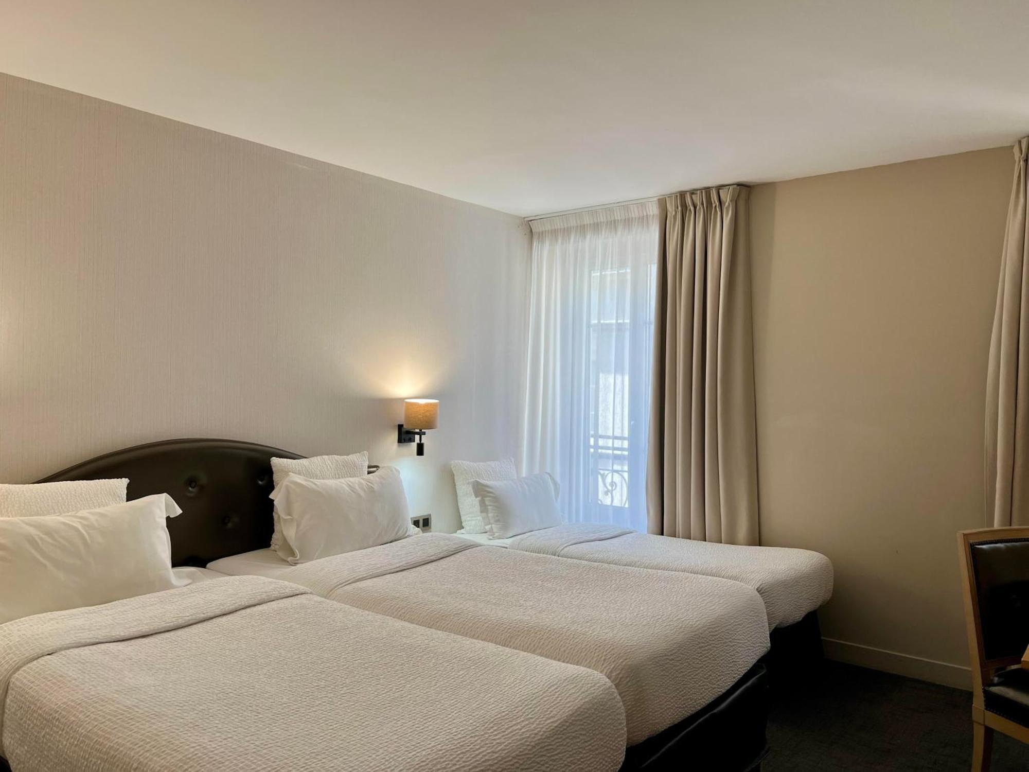 Hotel Central Saint Germain Paris Bagian luar foto