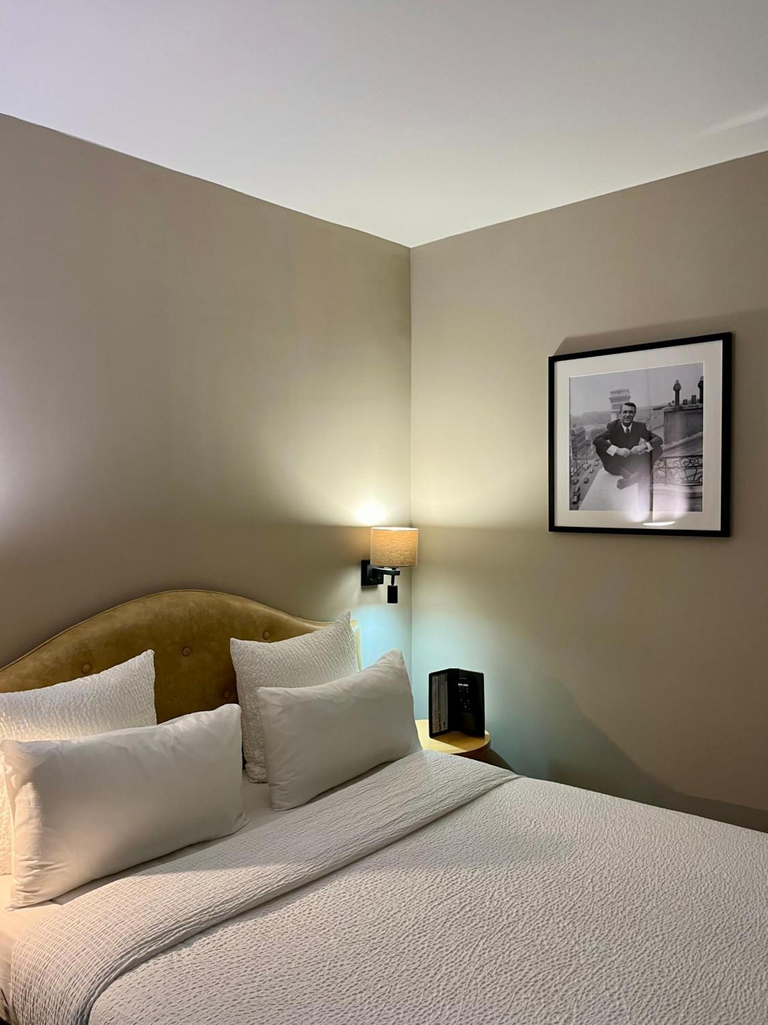 Hotel Central Saint Germain Paris Bagian luar foto